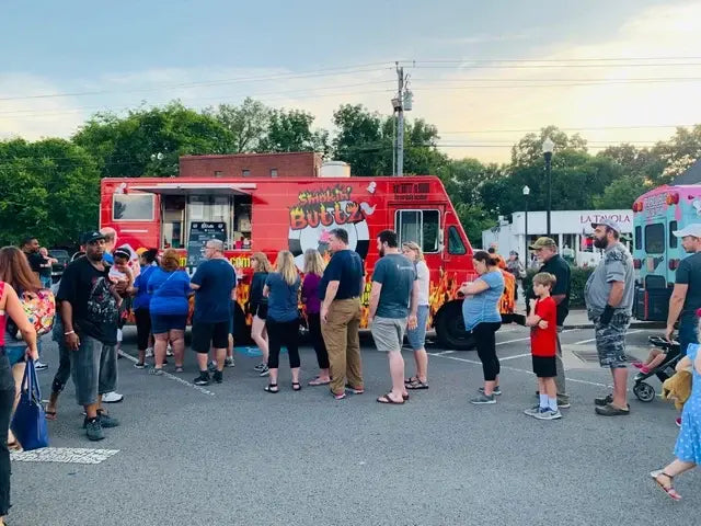 Guests lined up at the Buttz Truck